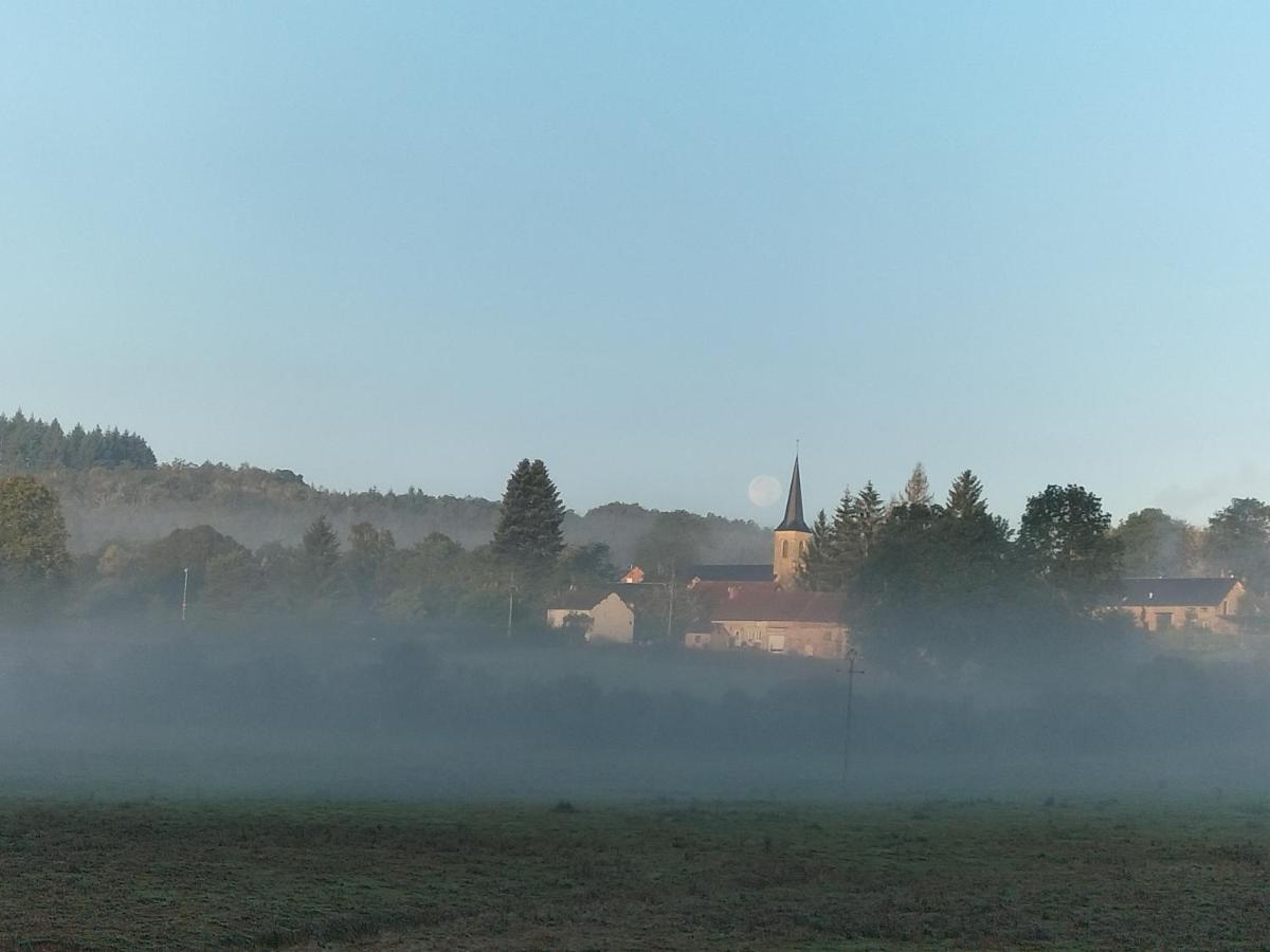 Les Chaumes Villa Villiers-en-Morvan Bagian luar foto